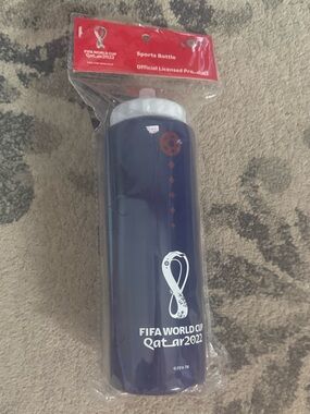 FIFA World Cup Qatar 2022 Official Licensed Sports Water Bottle NIP